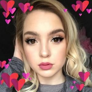 Meet your Posher, Nadia